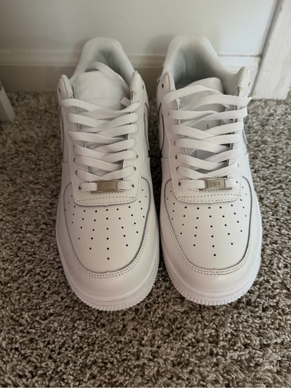 Nike Air Force 1 Triple White Leather Sneakers Men’s 9.5